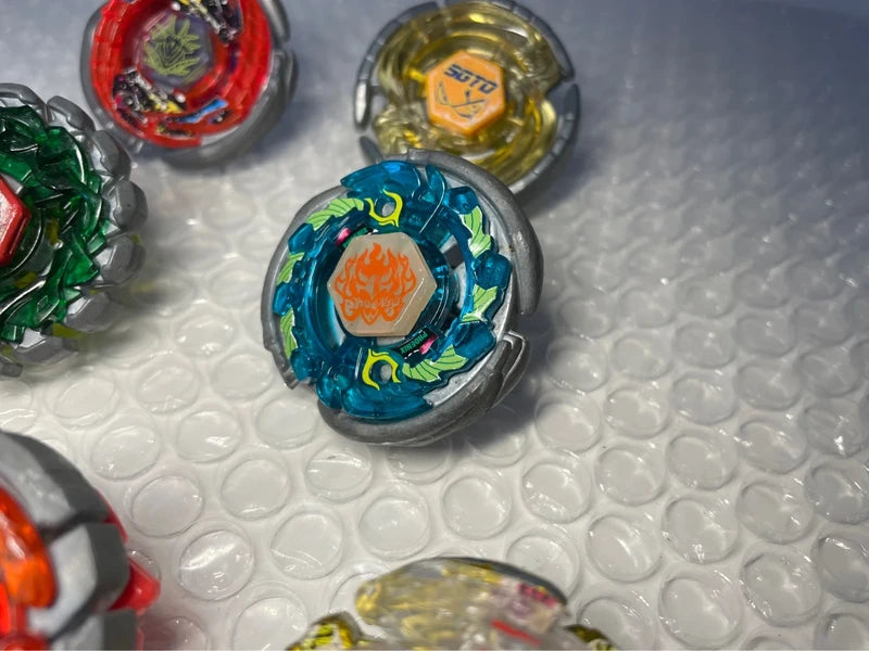 Beyblade Metal Fusion Lot